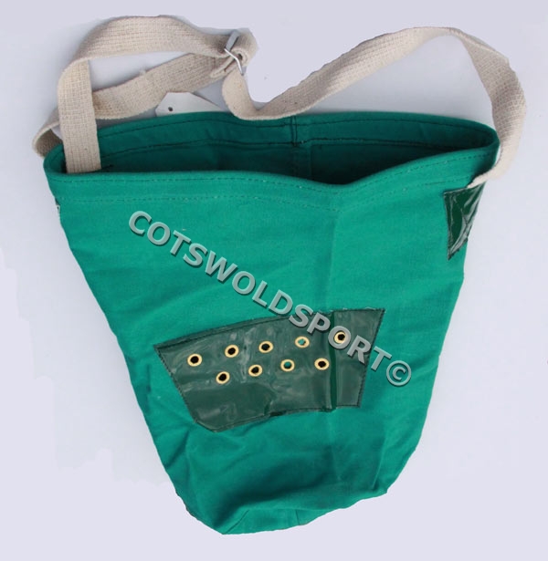 http://www.cotswoldsport.co.uk/Main-Shop/pics/e/ek/Nosebag_canvas.jpg